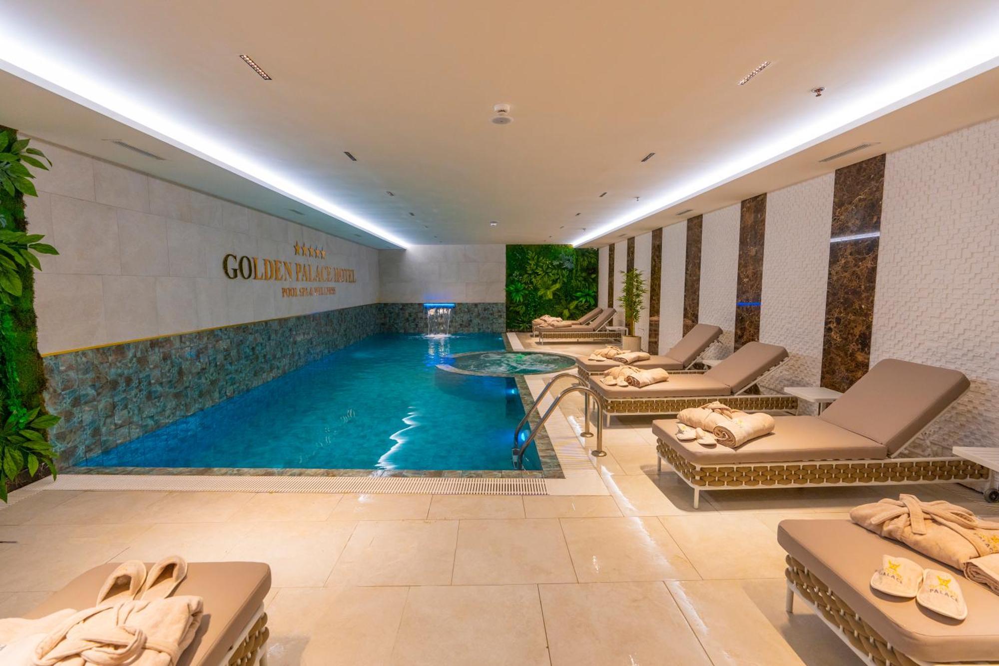 Hotel Golden Palace Shkoder Exterior photo